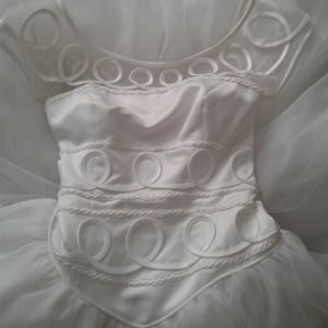 Meet your Posher, Iris